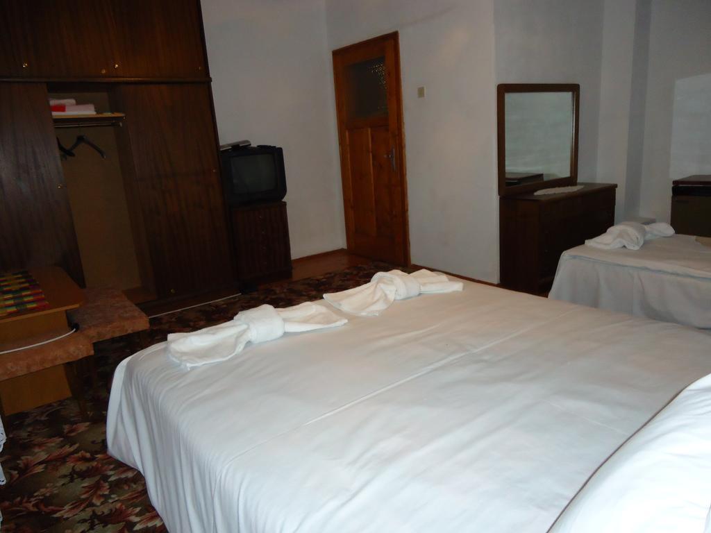 Mala Tsŭrkva Guest House Ahp חדר תמונה